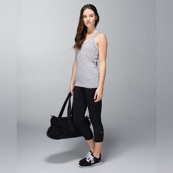 Lululemon Run Inspire Crop II *Luxtreme Black Mesh Leggings Black size 4 - Picture 1 of 12